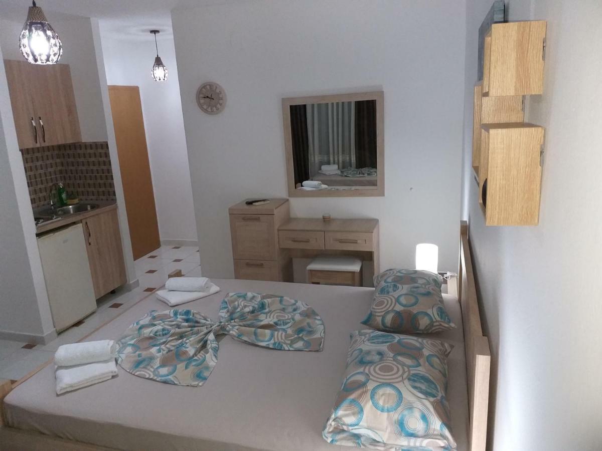 Apartments & Studio Haxhibeti Улцинь Экстерьер фото